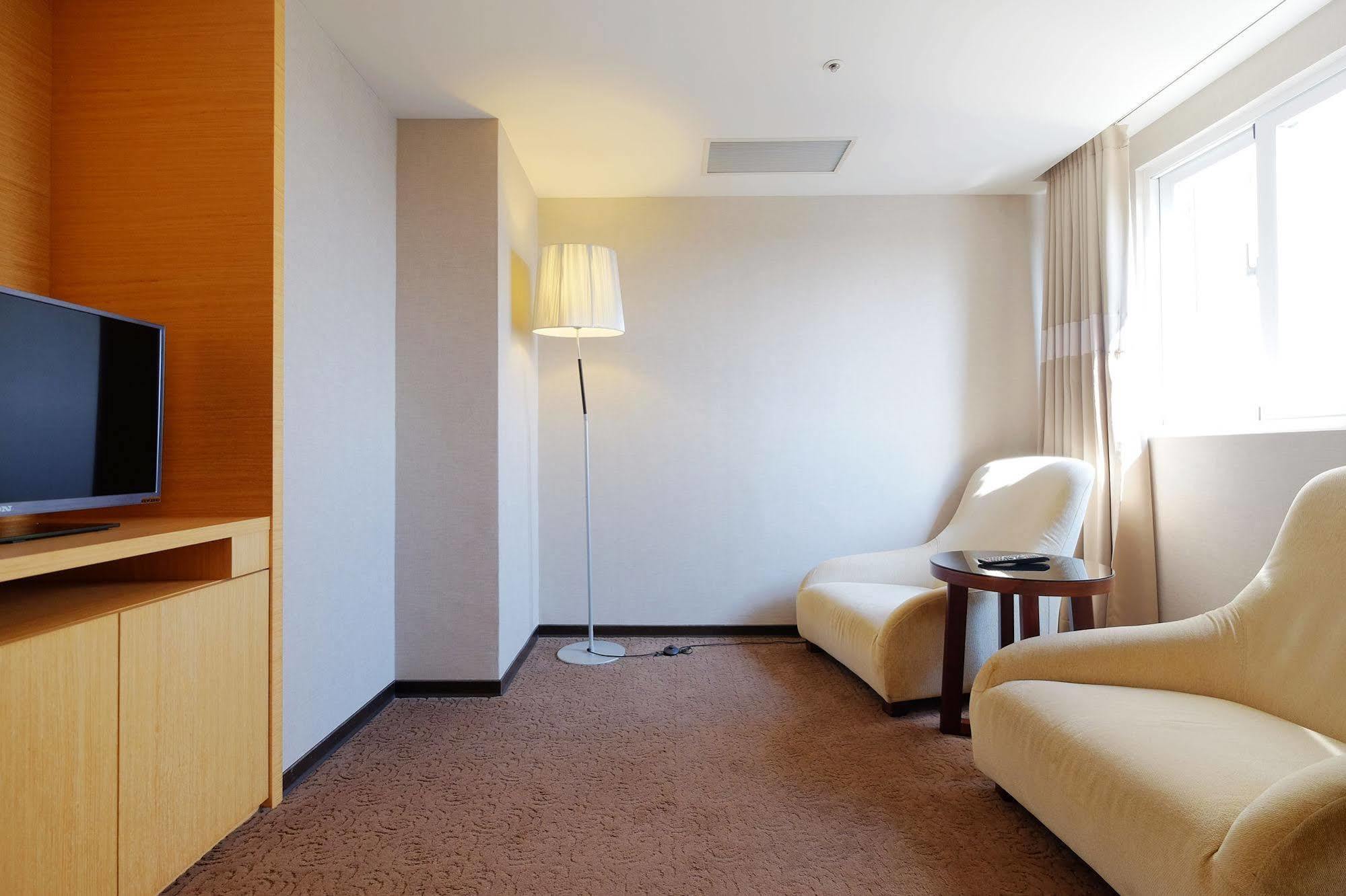 City Suites - Taoyuan Gateway Exteriér fotografie